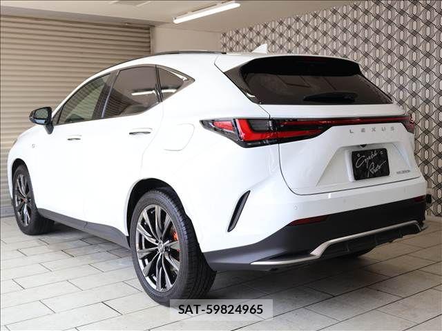 Lexus NX 2023-11 8074372-1