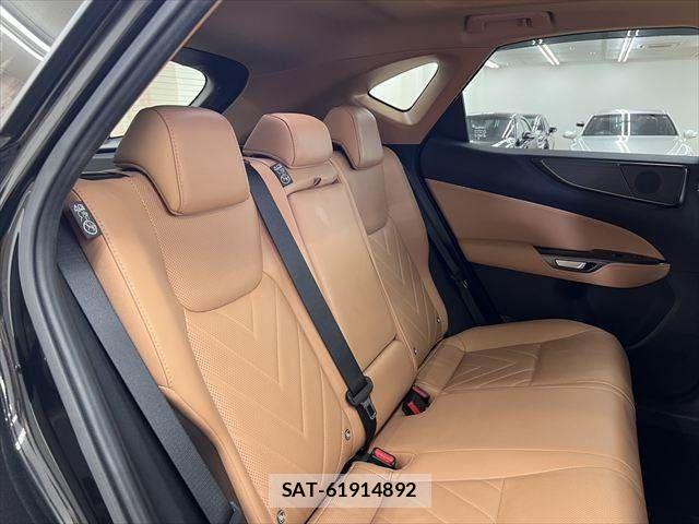 Lexus NX 2024-03 8100180-8