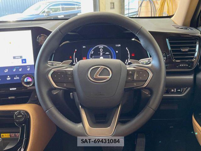 Lexus NX 2023-02 8100172-10