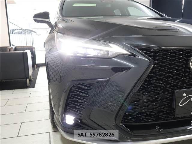 Lexus NX 2023-12 8100177-13