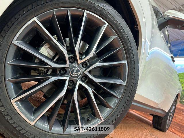 Lexus NX 2025-02 8131039-12