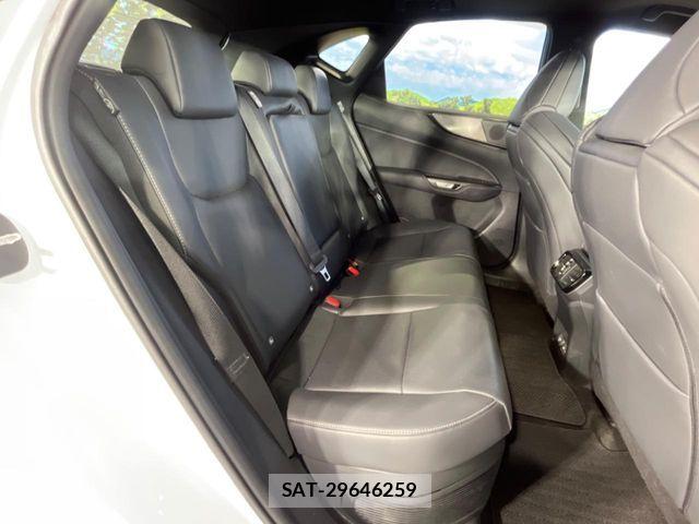 Lexus NX 2024-07 8208434-9