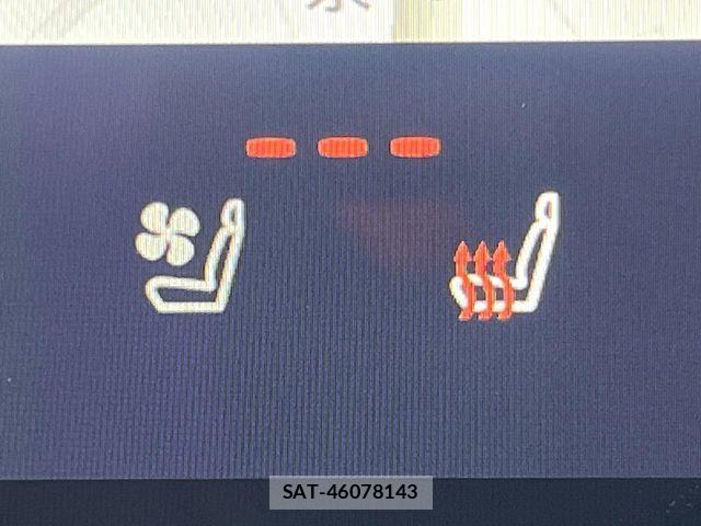 Lexus NX 2025-12 8208432-6