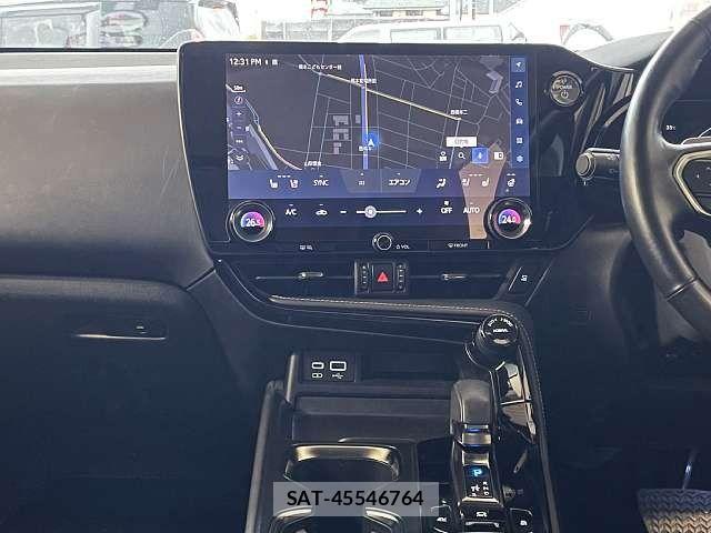 Lexus NX 2022-04 8208444-5