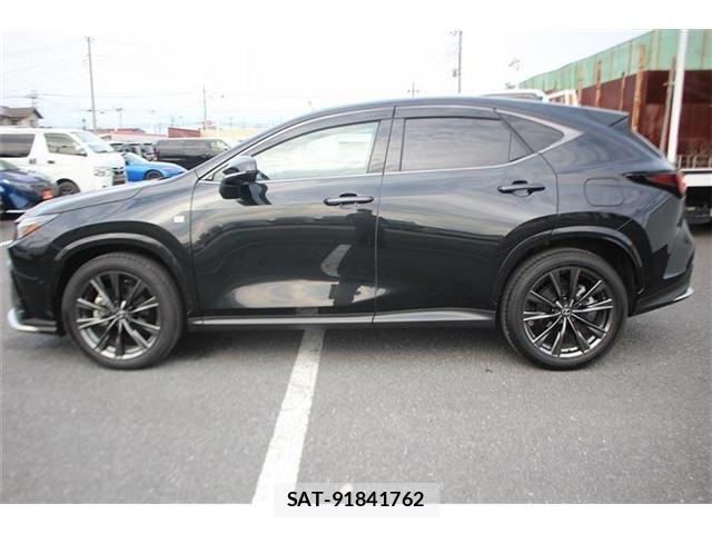 Lexus NX 2025-05 8208441-12
