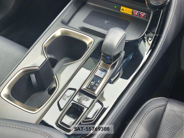 Lexus NX 2023-06 8208433-13