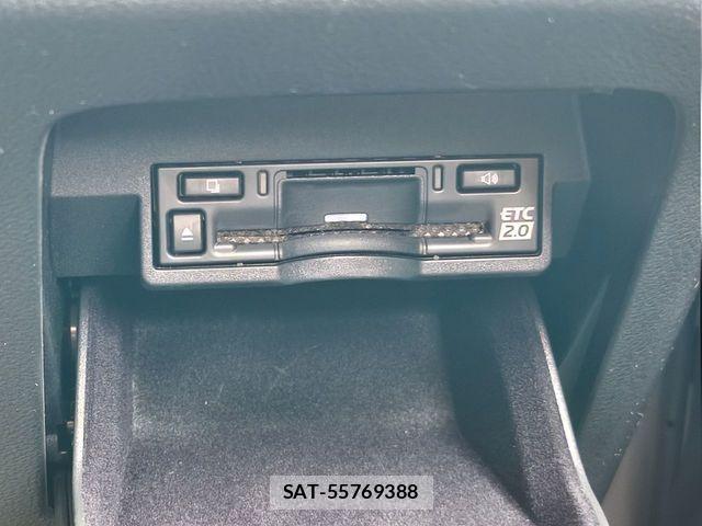 Lexus NX 2023-06 8208433-22