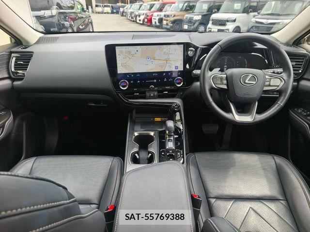 Lexus NX 2023-06 8208433-6