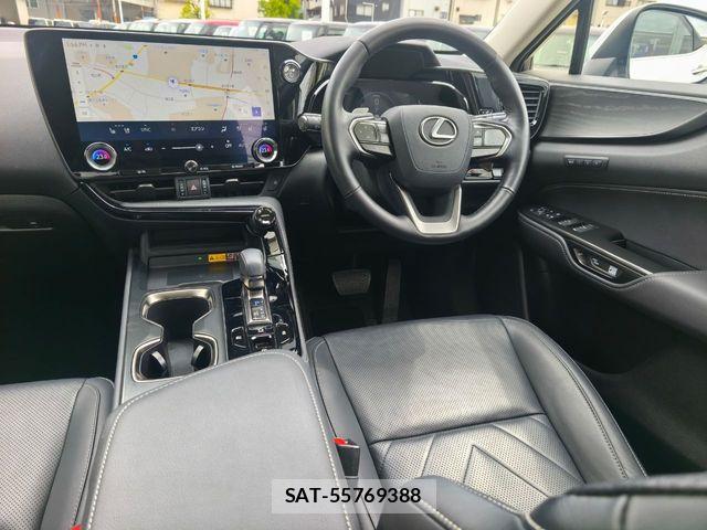 Lexus NX 2023-06 8208433-8