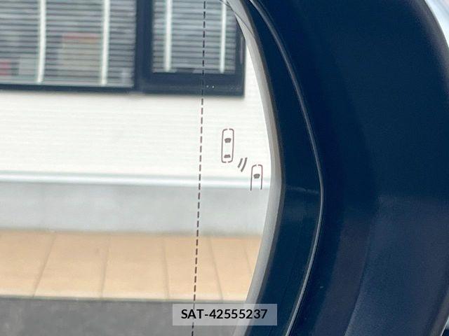 Lexus NX 2023-10 8208435-6