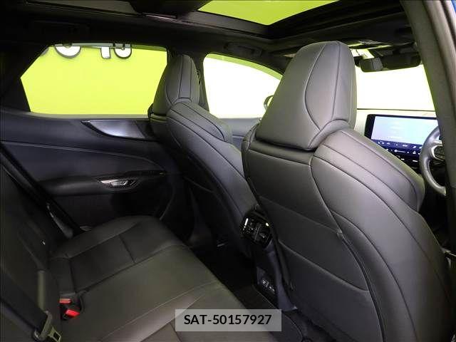 Lexus NX 2023-04 8230633-25