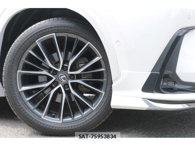 Lexus NX 2024-04 8354859-3