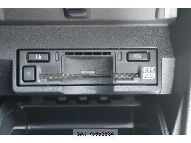 Lexus NX 2024-04 8354859-8