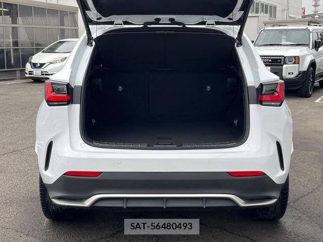 Lexus NX 2023-09 8354858-9