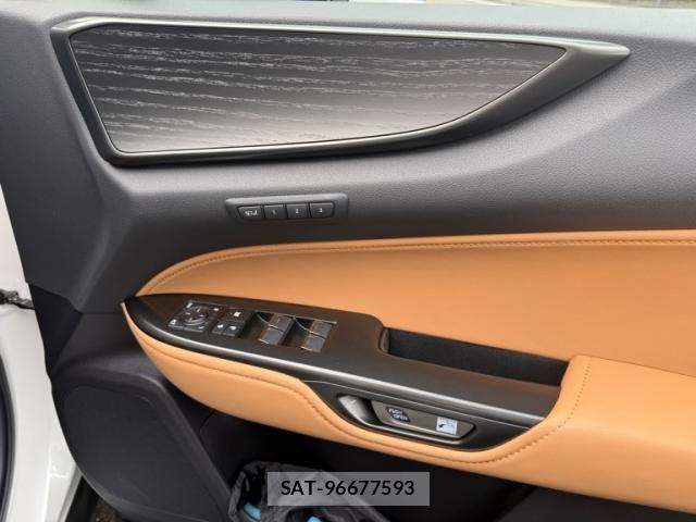 Lexus NX 2023-10 8366775-7