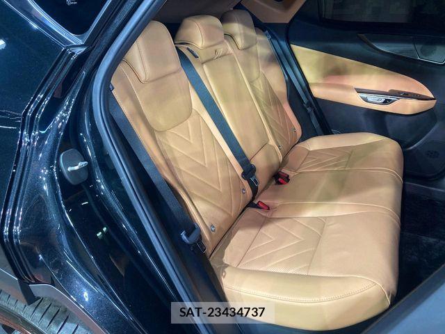 Lexus NX 2023-02 8366770-8