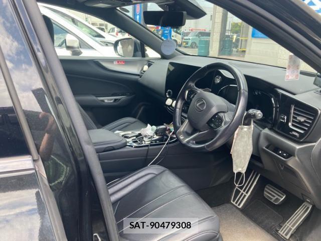 Lexus NX 2023-09 8438358-11
