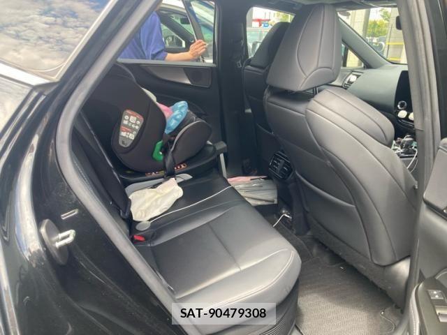 Lexus NX 2023-09 8438358-12