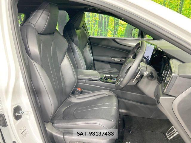 Lexus NX 2022-06 8438357-7