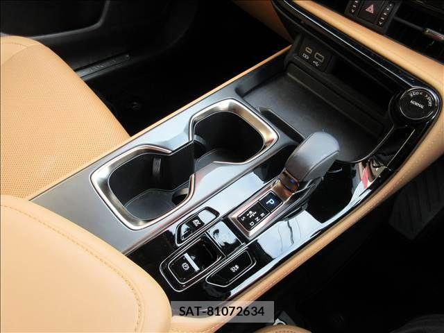 Lexus NX 2023-04 8525580-20