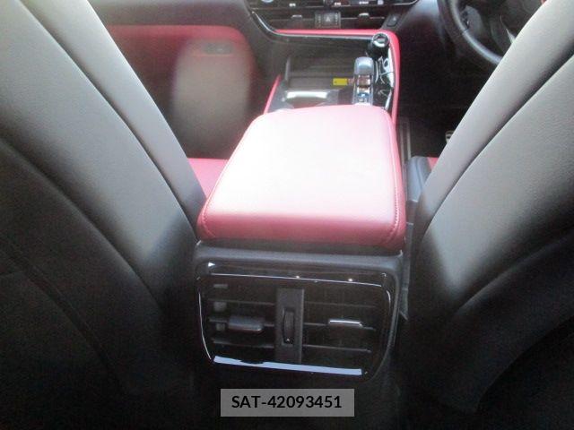 Lexus NX 2023-03 8562467-10