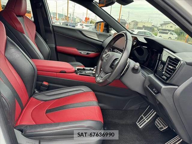 Lexus NX 2023-01 8659984-15