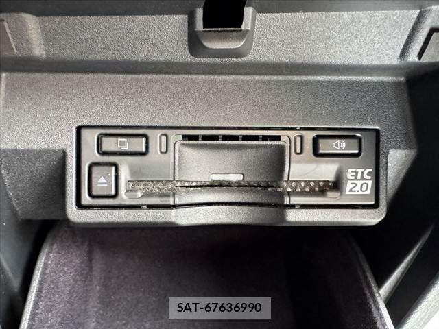 Lexus NX 2023-01 8659984-4