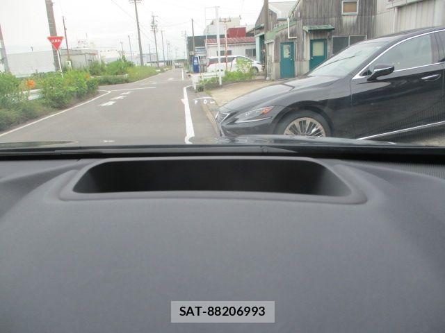 Lexus NX 2024-01 8743476-28