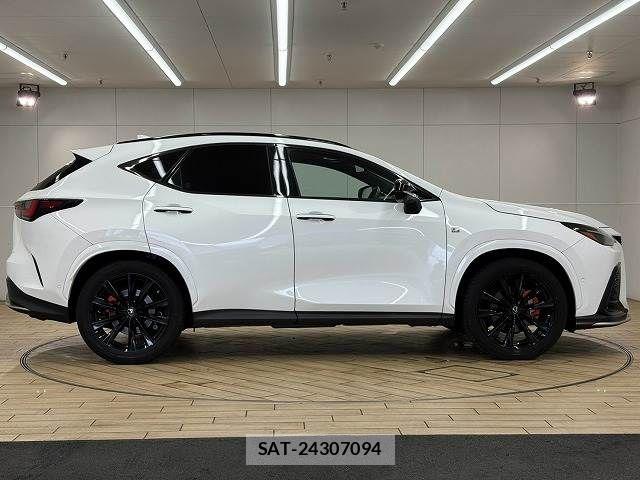 Lexus NX 2022-01 8796500-17