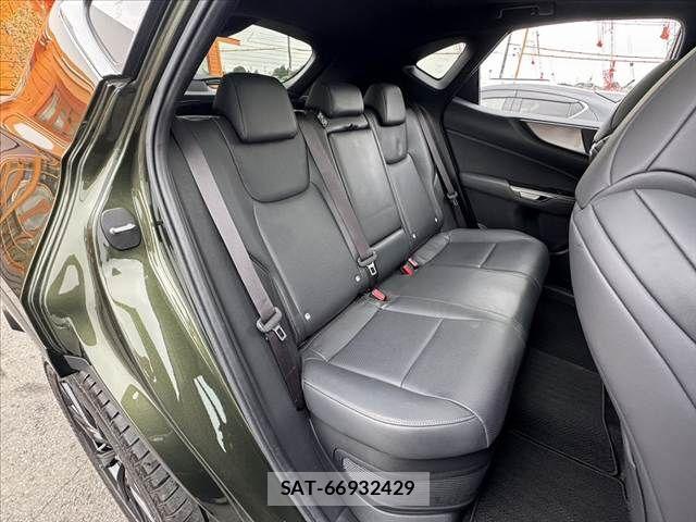 Lexus NX 2023-10 8830007-19