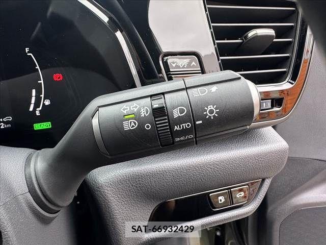 Lexus NX 2023-10 8830007-24
