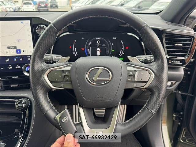 Lexus NX 2023-10 8830007-6