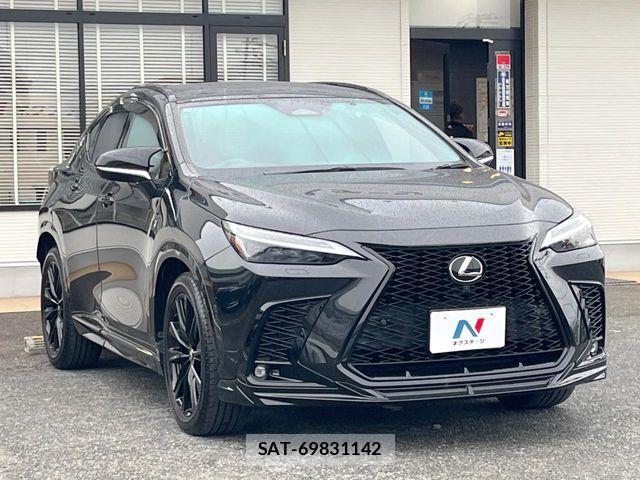 Lexus NX 2023-05 8830001-2