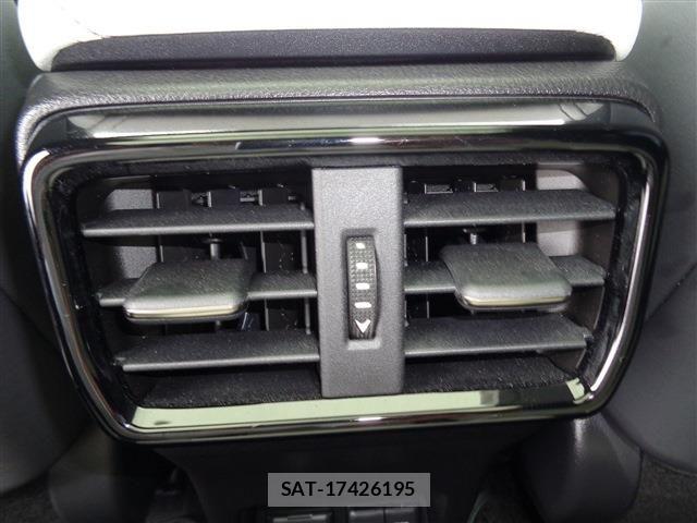 Lexus NX 2024-02 8830000-14