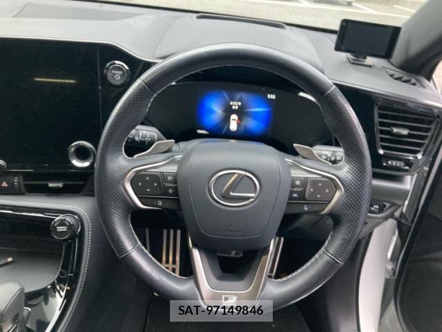 Lexus NX 2023-03 8829999-17