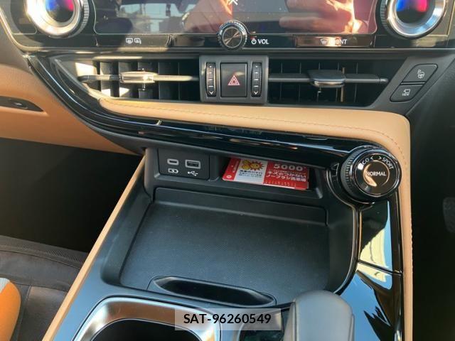 Lexus NX 2023-09 8830005-21