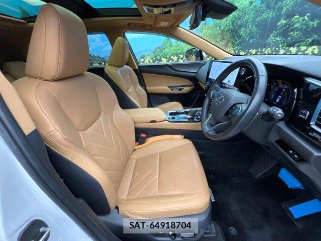 Lexus NX 2023-08 8880540-7