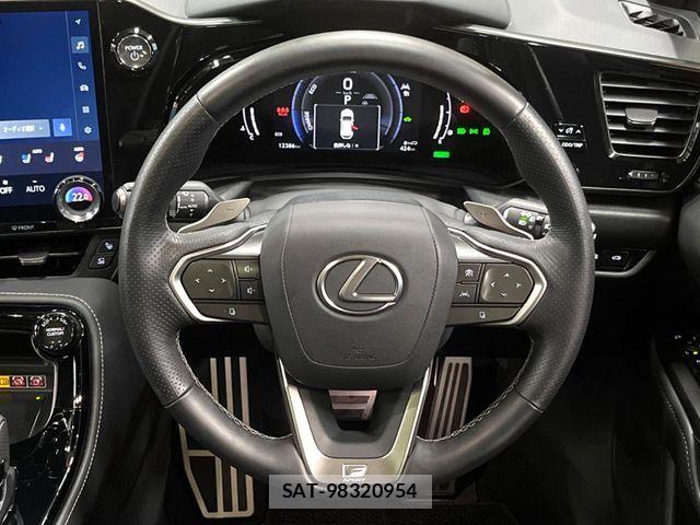 Lexus NX 2025-05 8880536-10