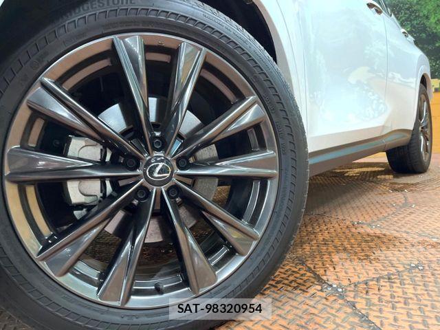 Lexus NX 2025-05 8880536-12