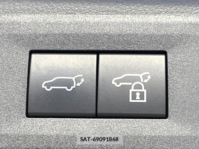 Lexus NX 2023-08 8883856-6