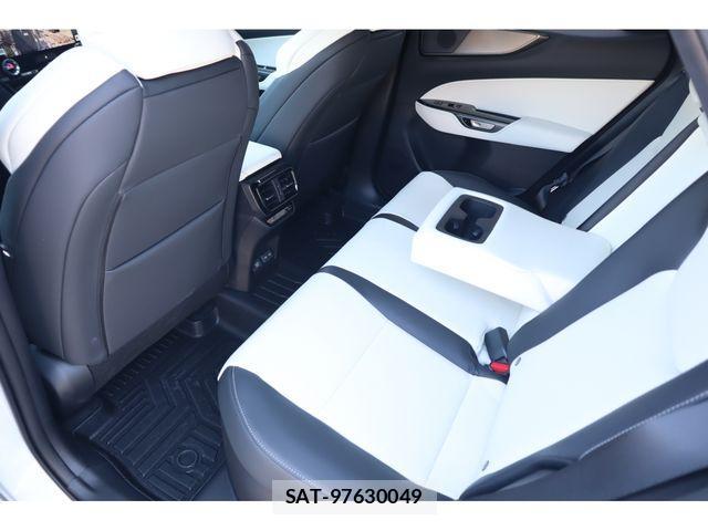 Lexus NX 2024-10 4639631-11
