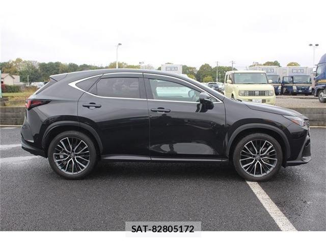 Lexus NX 2023-02 6011819-8
