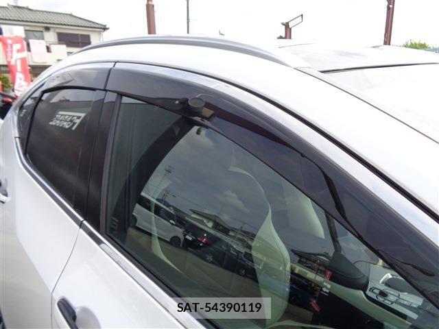 Lexus NX 2023-12 6612923-9