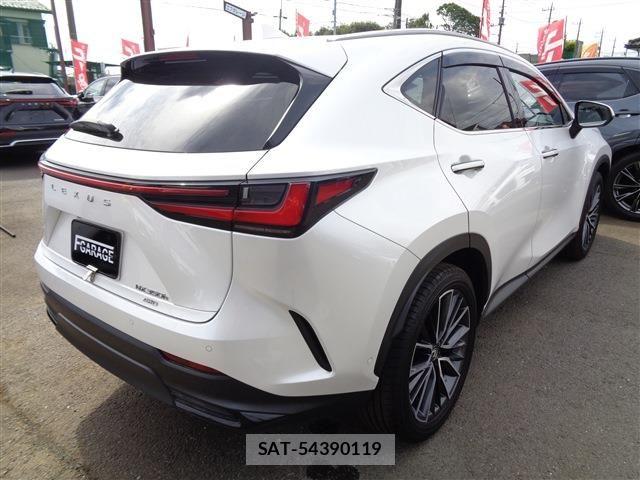 Lexus NX 2023-12 6612923-7