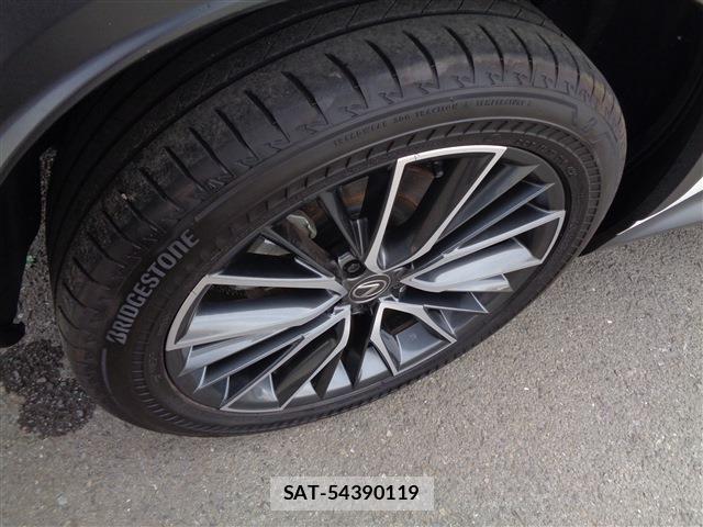 Lexus NX 2023-12 6612923-8
