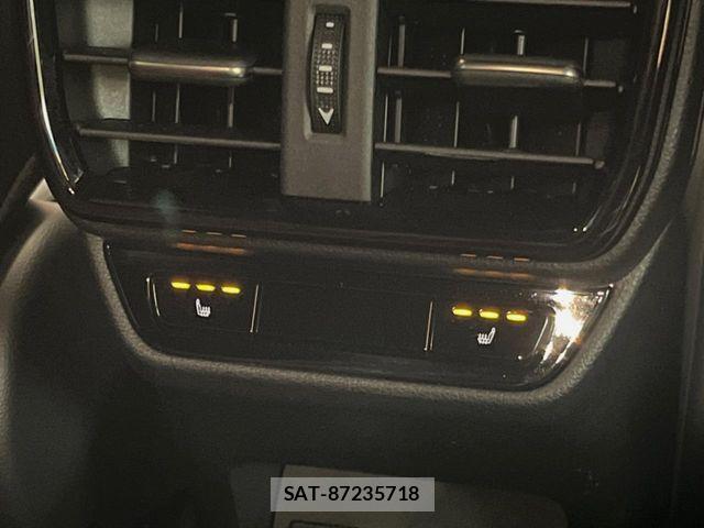 Lexus NX 2023-07 7020786-6