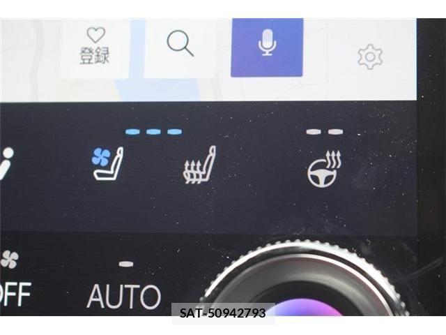 Lexus NX 2022-01 7221093-7