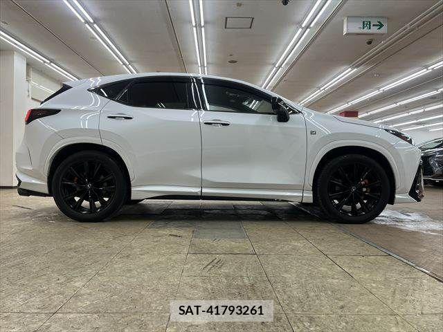 Lexus NX 2023-04 7272243-15
