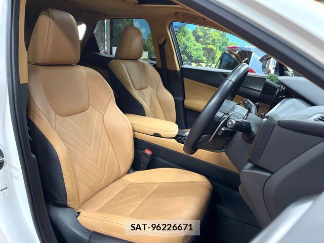 Lexus NX 2023-07 7358544-7