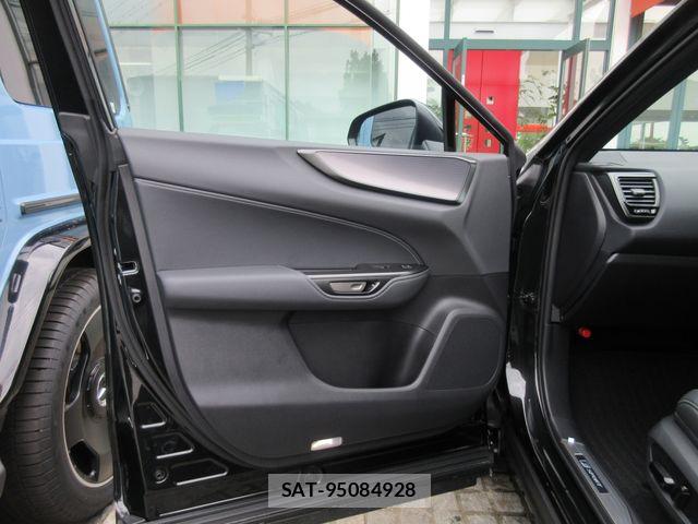 Lexus NX 2026-04 7358542-17